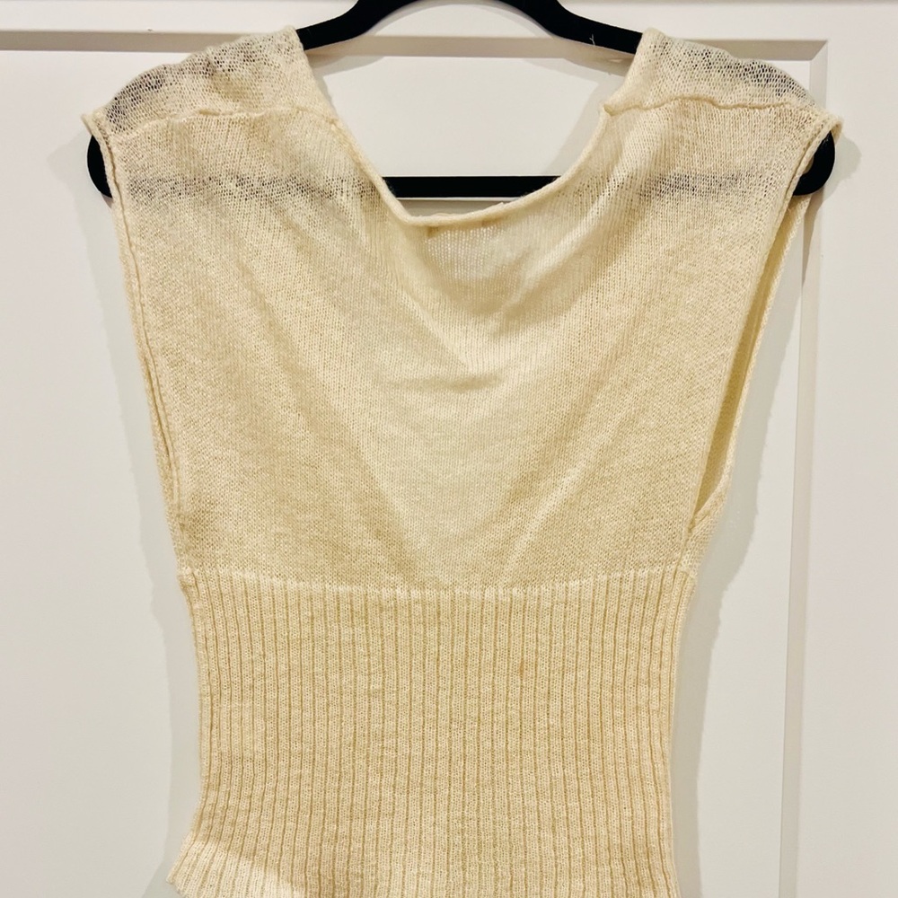 Cream Sleeveless Soft Knit Button Front Top Sheer Shoulder Detail – Small - Picture 2 of 6